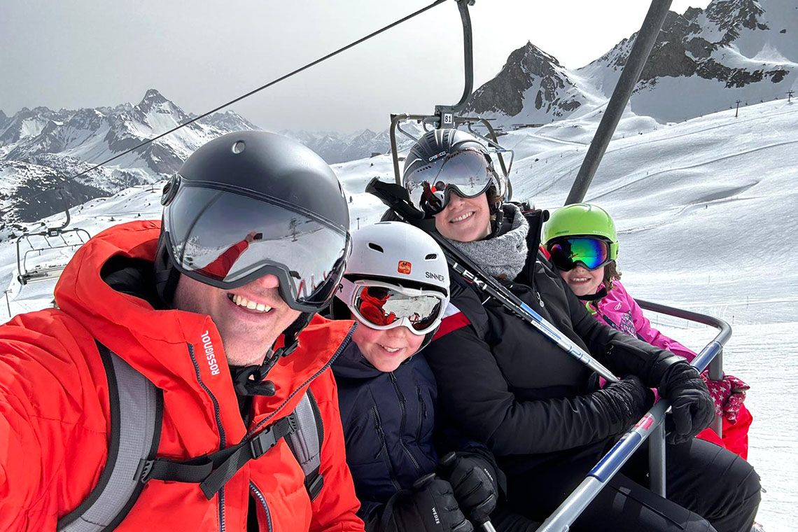 Sennet wintervakantie vorarlberg warth-03.jpg