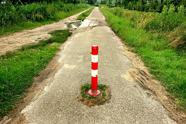 adjustable-road-block-1845980_640