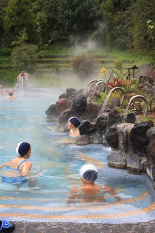 Welgekomen ontspanning in de thermische baden van Papallacta.