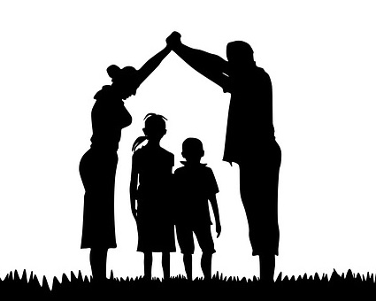 family-1266188_640