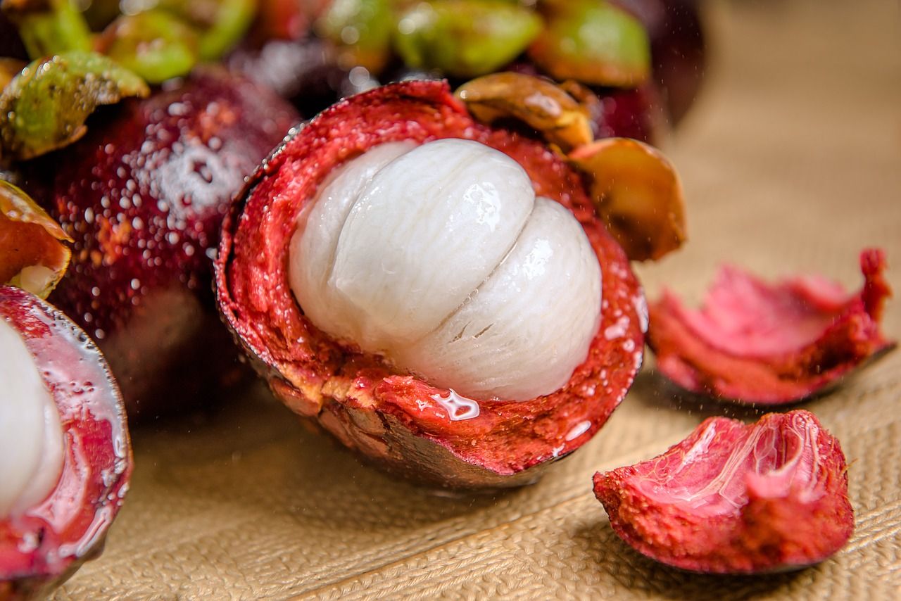 mangosteen.jpg