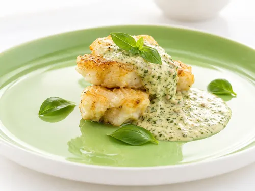 Zeeduivel met basilicumsaus