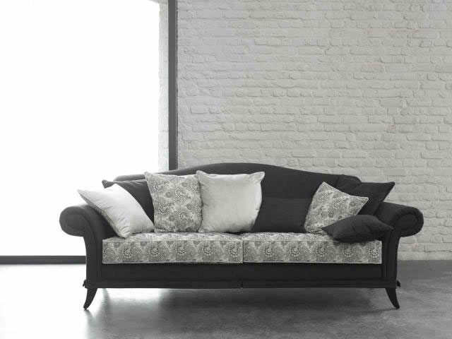 Een voorbeeld van een elegante zetel. Voor je tot aankoop overgaat moet je een aantal zaken overwegen. Wie gaat hier het meeste inzitten? Is deze zetel comfortabel als je bijvoorbeeld lange benen hebt?